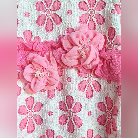 Cachcach- Girl's Pink Onsie Gown With White Flower Lace-like Overlay, Sz 0-3 M - Picture 4 of 4